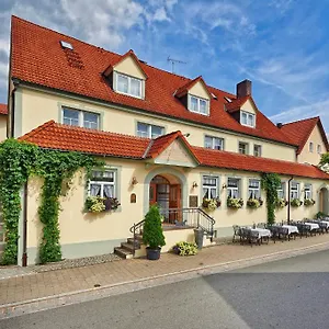 Brauereigasthof Zum Loewenbraeu Hotel